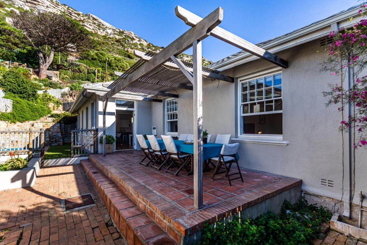Zonnendal Family Home In Charming Kalk Bay Кейптаун Экстерьер фото